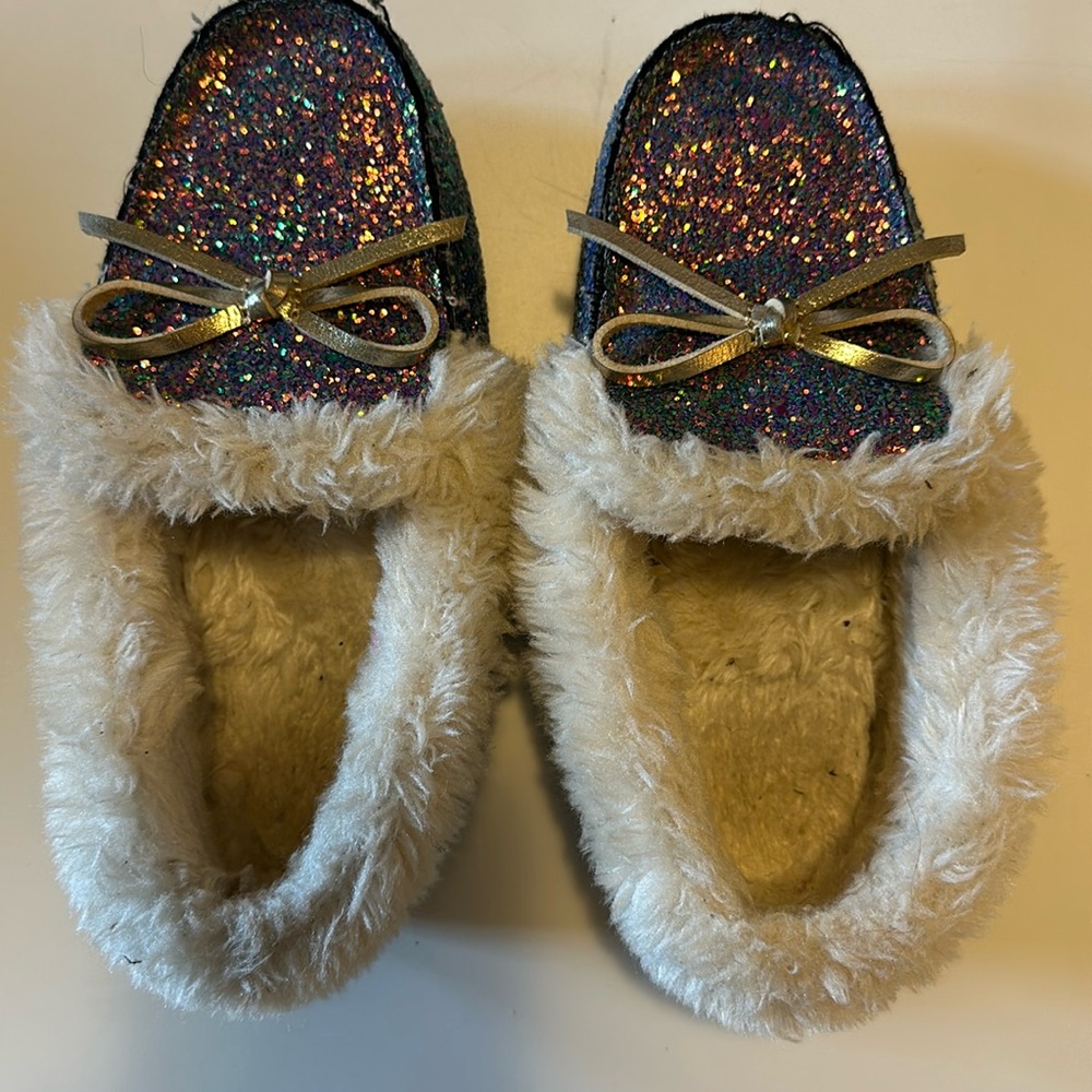 Sparkly Fur-lined Slippers